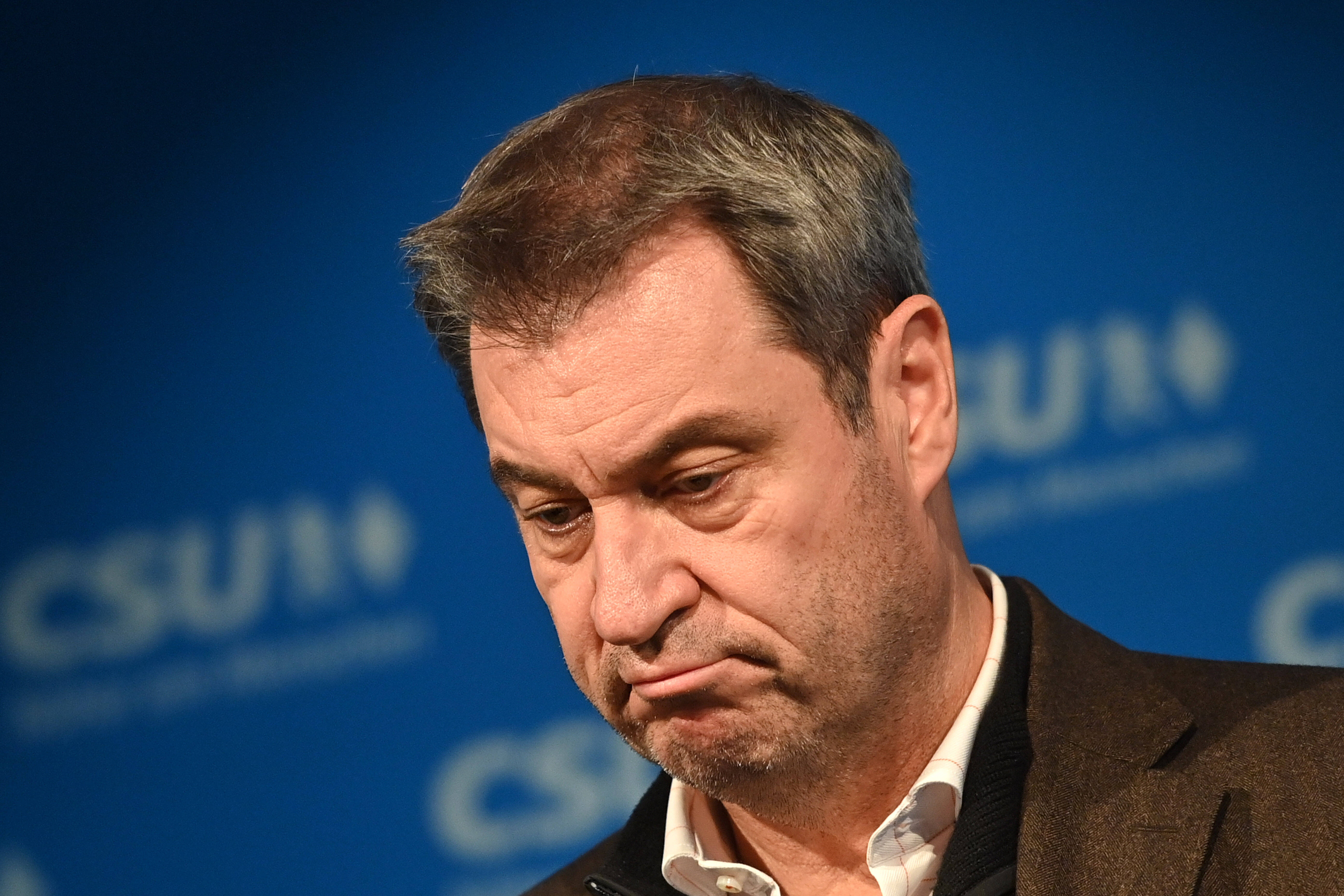 Deutschland vor dem Abgrund! Markus Söder besorgt – Deutsche bald immer ärmer!