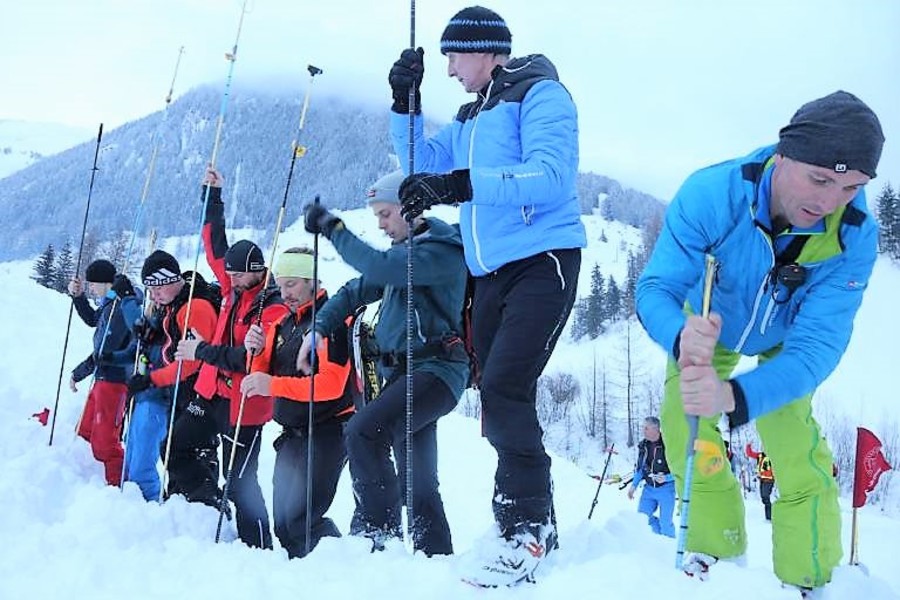  Ski-Weltmeister von Lawine verschüttet! Er kann nur noch tot geborgen werden!