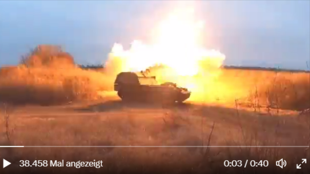 Dramatisches [Video ]▶️ aufgetaucht! Deutsche Panzerhaubitze feuert auf russische Stellung! 