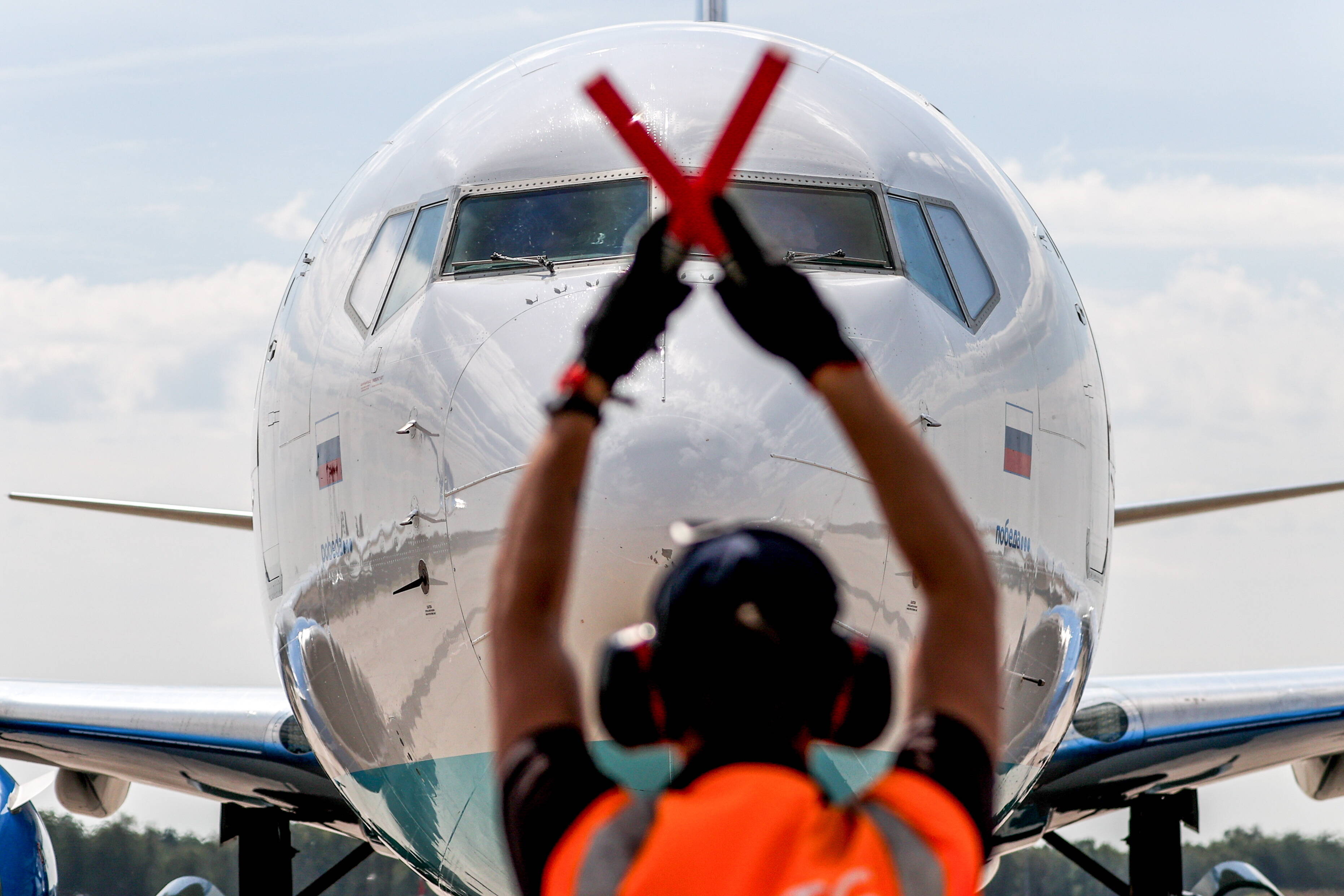 Rätselhafter Flug von Frankfurt! Wen hat Putin nach Moskau bringen lassen?