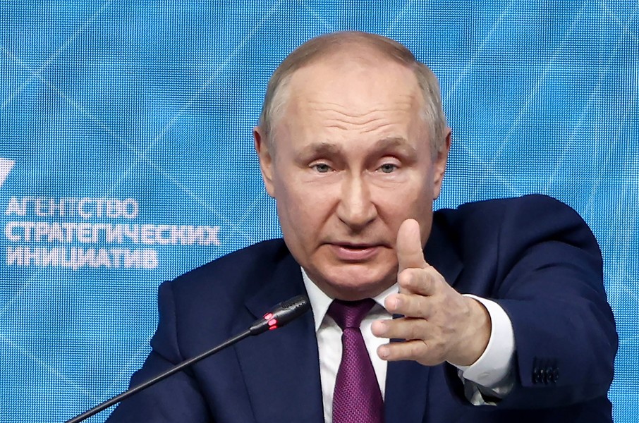 Hat Putin hiermit sein Todesurteil unterschrieben? Widerstand in Russland wächst weiter - Angst um Putins Leben!
