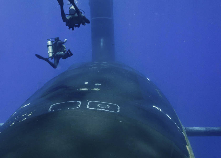 Marine kapert geheimnisvolles Drogen-U-Boot - 2 der Besatzungsmitglieder waren bereits tot!