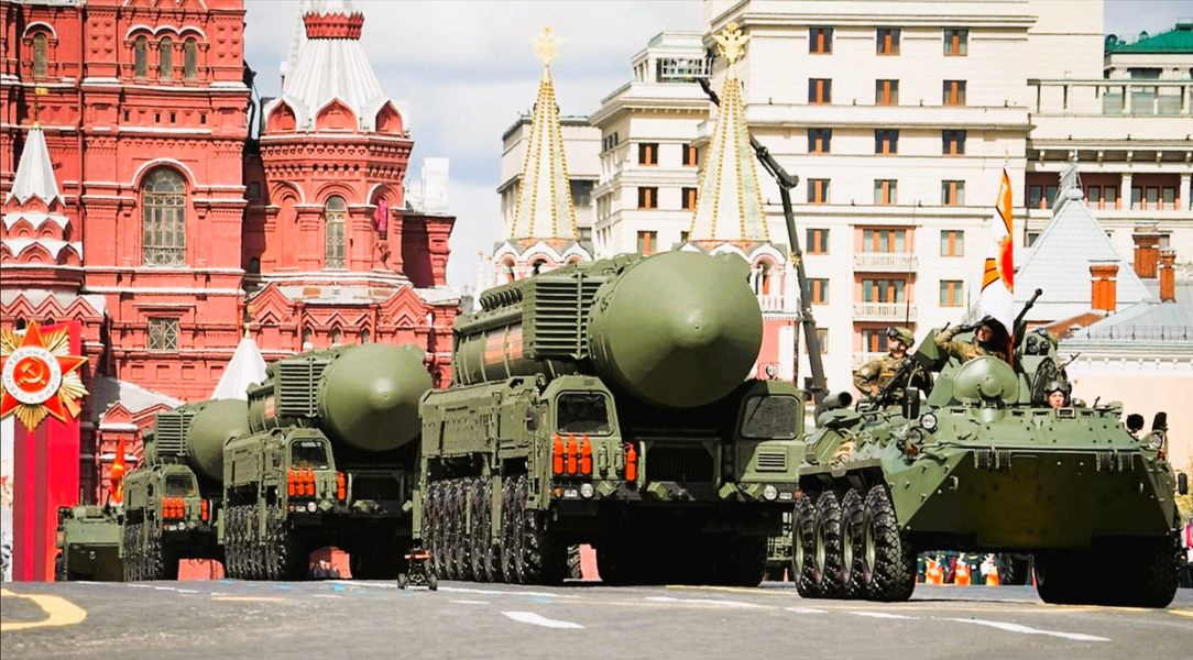 Russen bereiten sich auf Angriff auf Moskau vor! Angst vor ukrainischem Angriff ist real - Luftabwehr bereit!