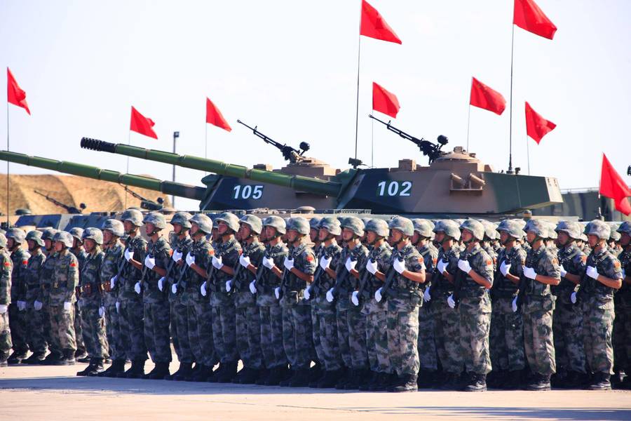 Schock-Video! Große chinesische Armeeverbände an der russischen Grenze gefilmt! Bekommt Putin Verstärkung?