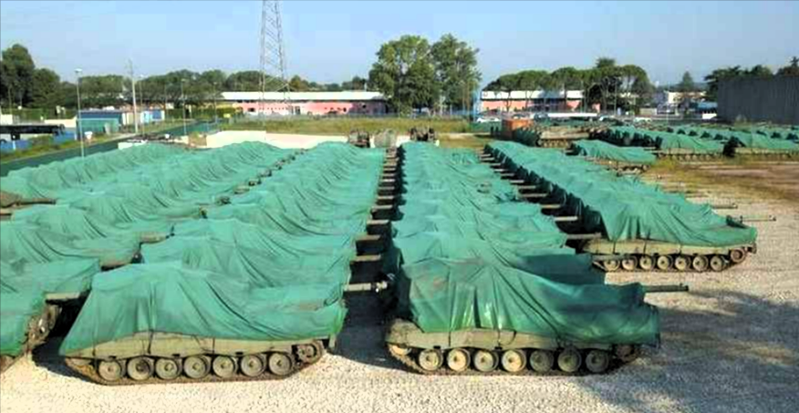 Schweiz verweigert Freigabe! 96 Leopard-Panzer verrosten in Italien, während die Ukraine dringend Waffen braucht!
