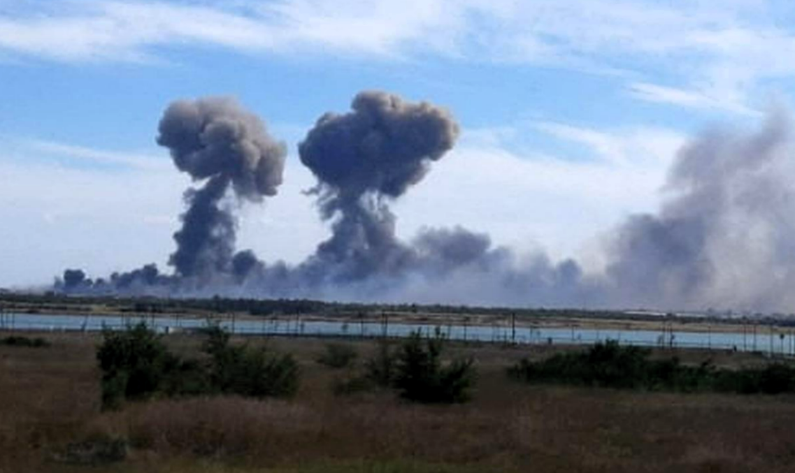 Die Krim brennt! Schüsse und Explosionen auf russischer Militärbasis - Kreml versucht den Angriff runter zu spielen!