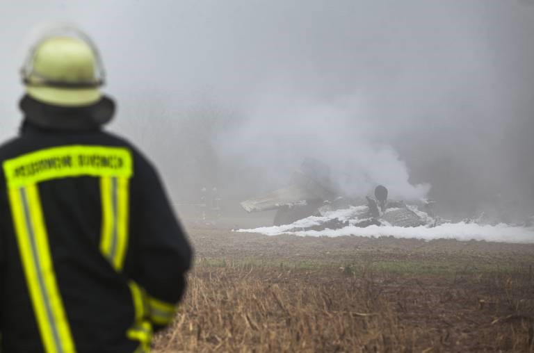 Flugzeugabsturz in der Nähe von Stuttgart! Rettungskräfte auf dem Weg - bereits Todesopfer bestätigt!