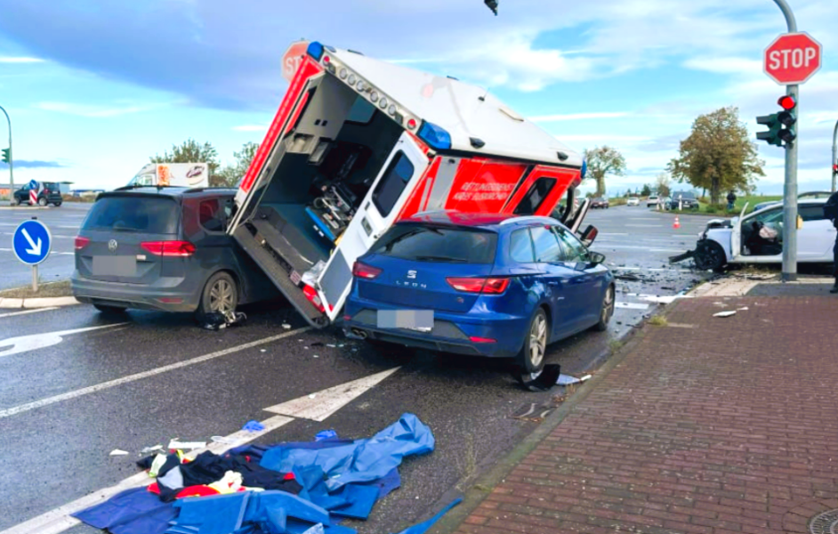 Unfall%20rettungswagen
