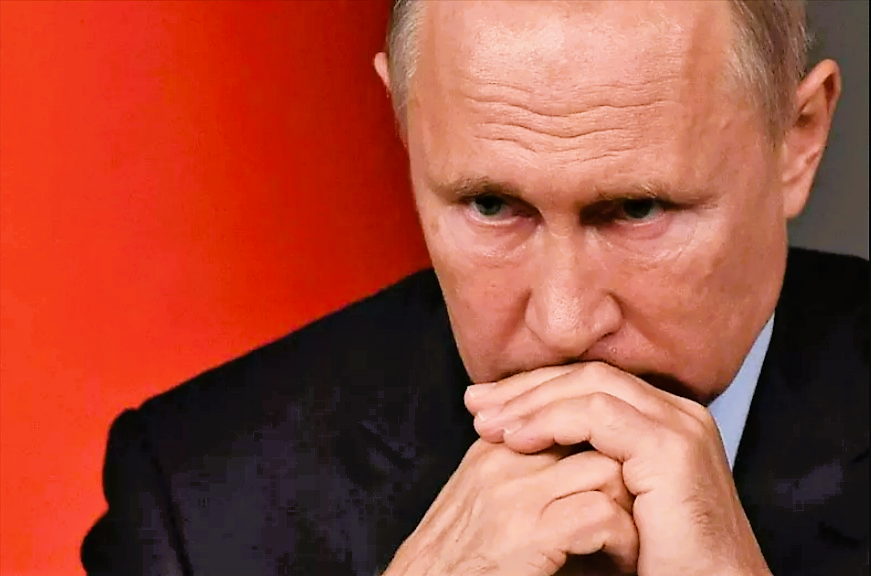 Kremlin Insider Drops Bombshell! Putin Allegedly Gravely Ill - Doctors Helpless, End Inevitable?