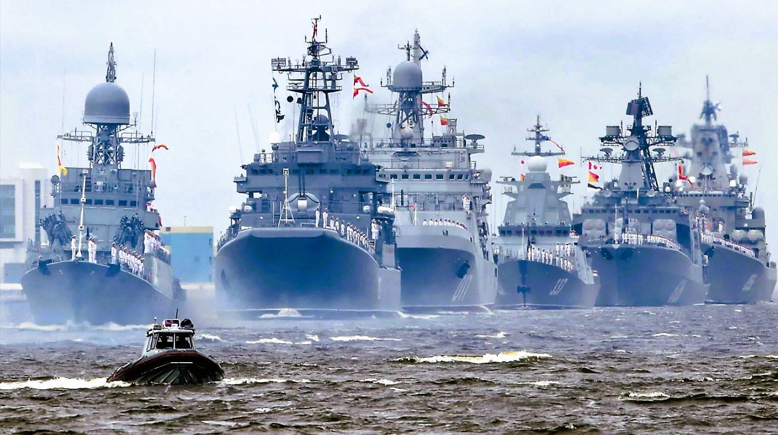 Putins Marine flieht! Russland zieht Schiffe immer weiter zurück - Schwere Verluste zwingen den Kreml zum handeln