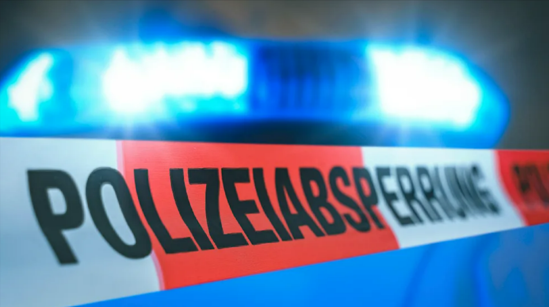 Frau in eigenem Auto entführt und vergewaltigt? Mysteriöser Kriminalfall in Schleswig-Holstein