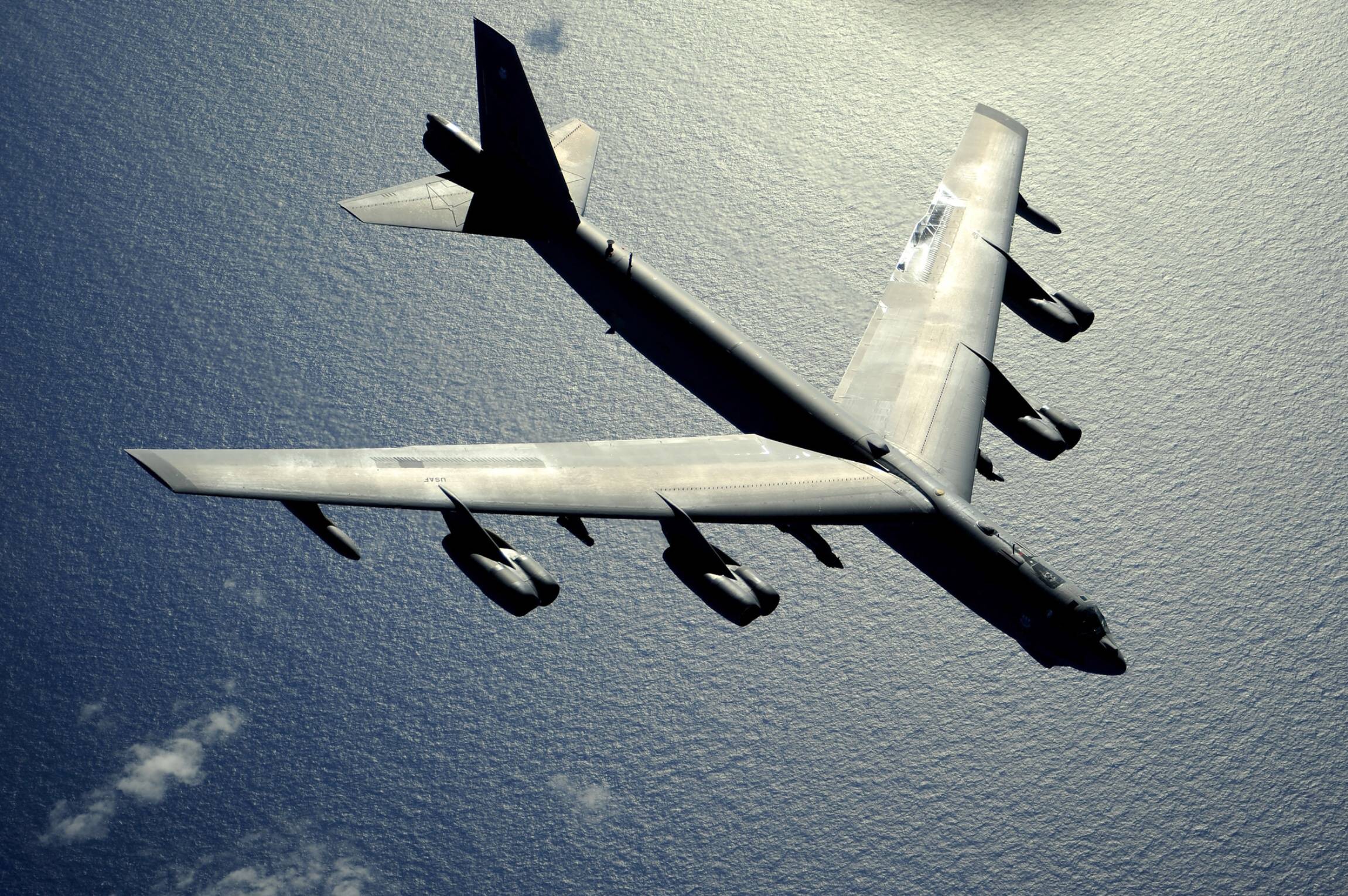 Breaking News! Russian Fighter Jets Intercept Two US B-52H Long-Range Bombers Near Border!