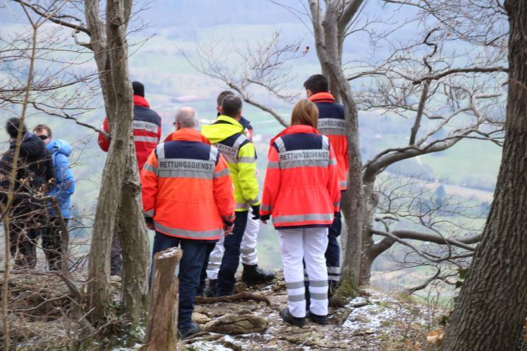 Deutscher stürzt vor den Augen seiner Familie in den Tod! Unglück beim Wandern!