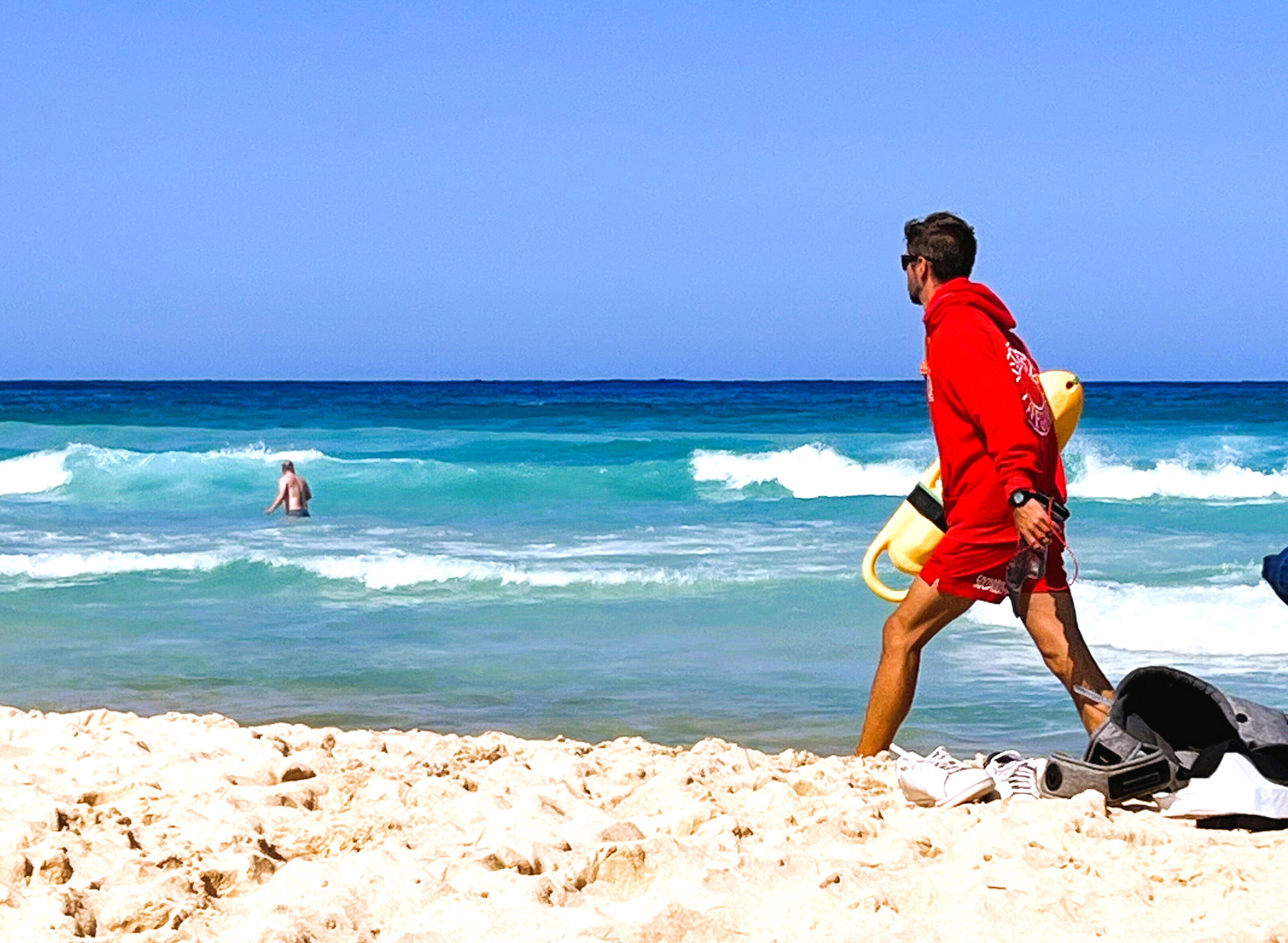 Fäkalien-Krise an spanischen Traumstränden - Urlauber gefährdet! Erste Strand-Abschnitte gesperrt