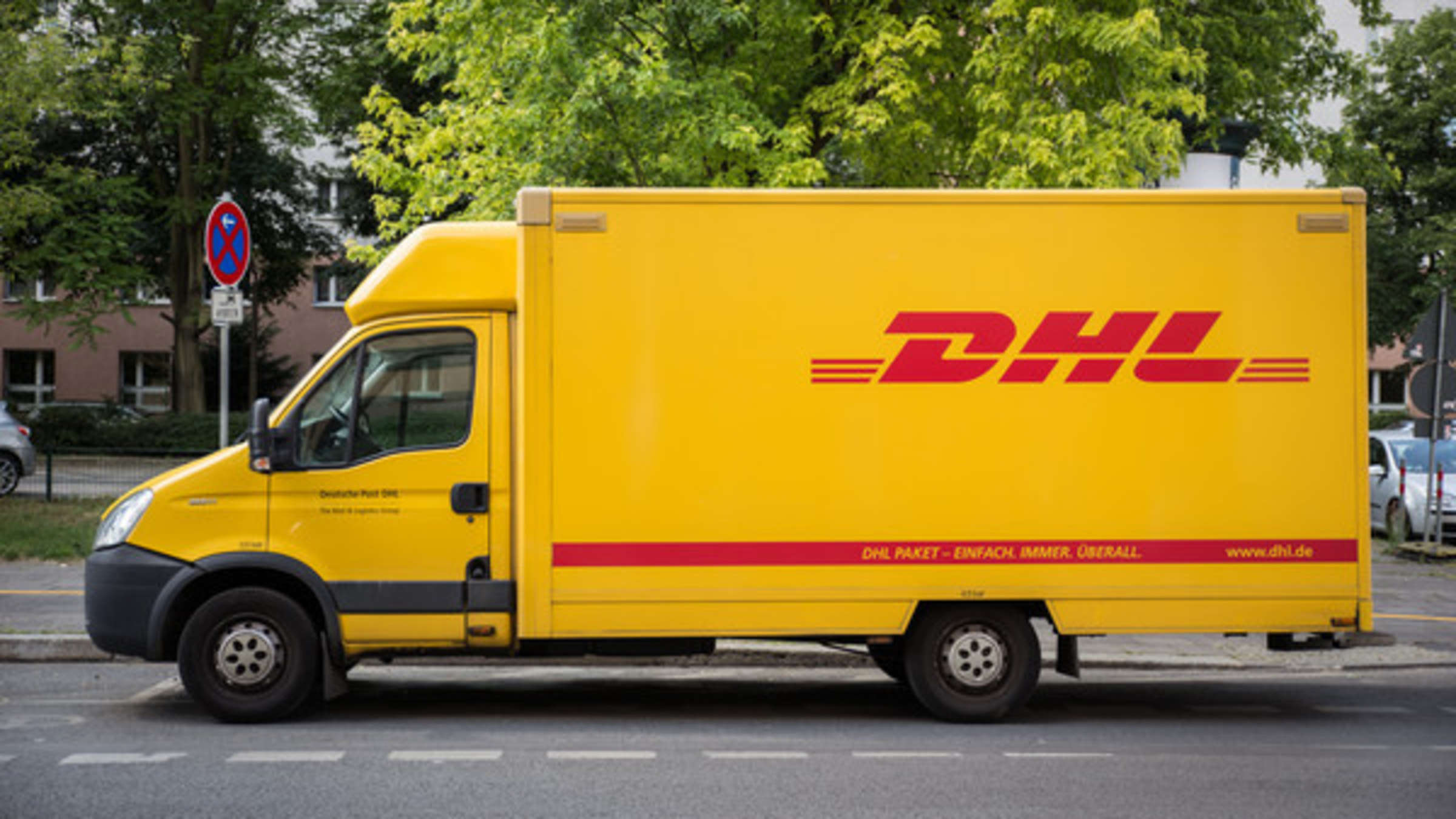 Brandsätze in DHL-Paketen! Putin versendet Brandbomben - Geheimdienst sicher