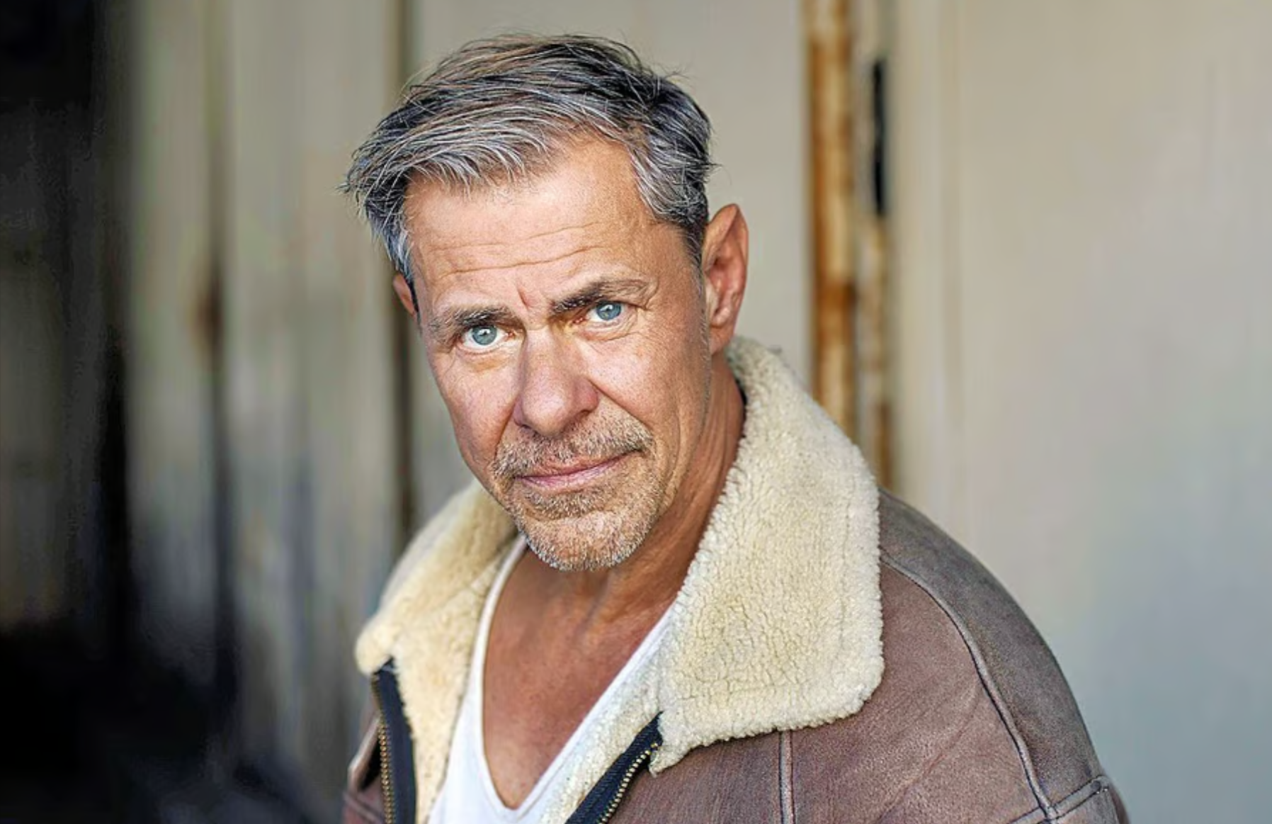 Schauspieler Sven Martinek: Eine Karriere, sieben Kinder und viele Liebesgeschichten