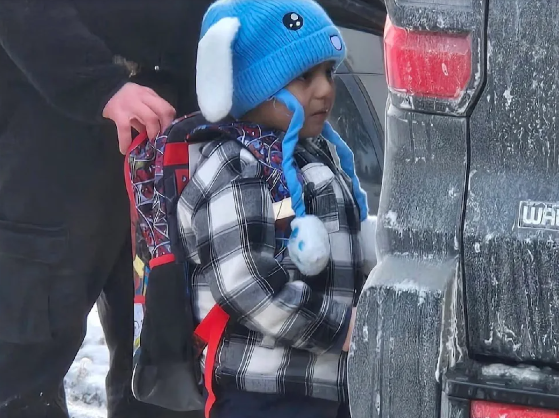 La ICE de Trump met un enfant de 5 ans en détention! L'indignation grandit aux États-Unis