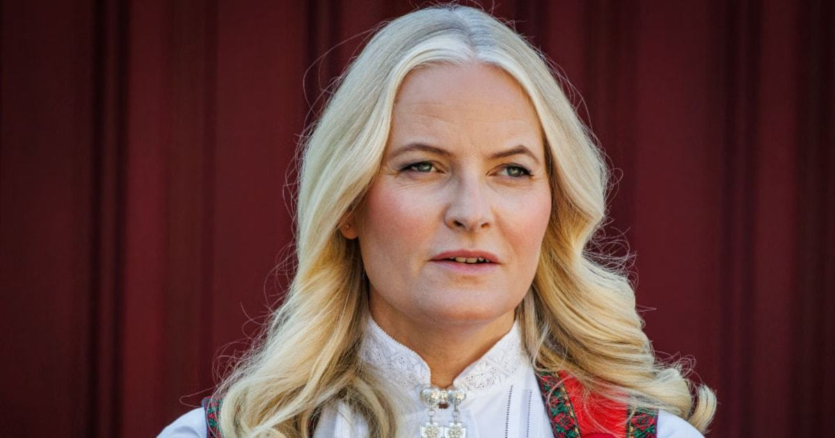 Urgent : Mette-Marit citée dans les dossiers Epstein — premières institutions prennent leurs distances