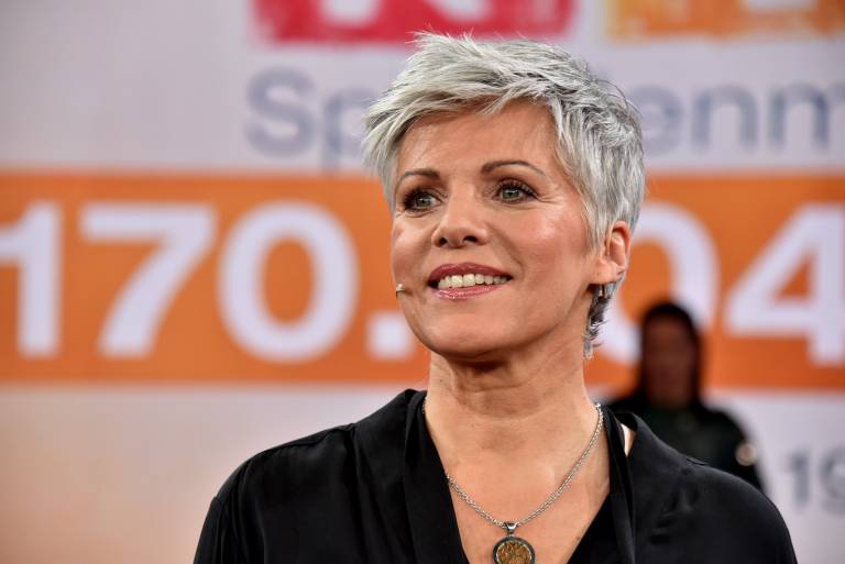 Birgit Schrowange muss ihre TV-Rückkehr aufgrund von Krankheit verschieben
