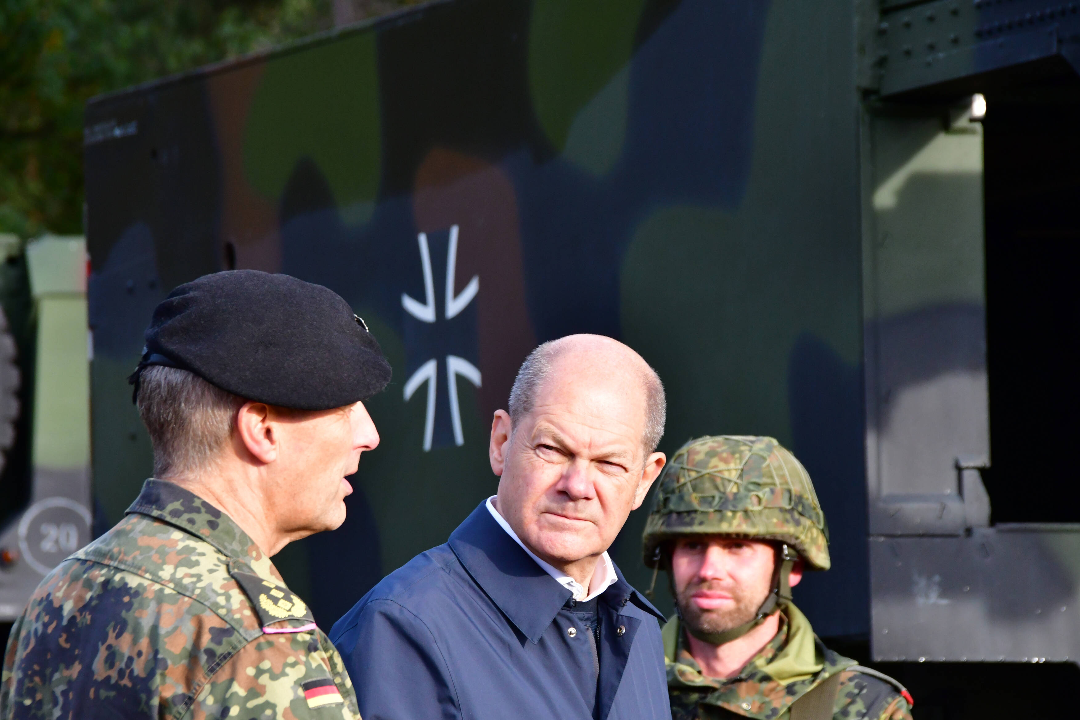 Bundeswehrpapiere geleakt! Russischer Angriff - Bundeswehr bereitet sich auf  Angriff auf NATO-Ostflanke vor!