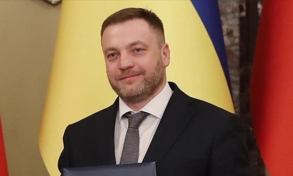 Ukrainischer Innenminister abgeschossen? Minister stirbt bei Heli-Absturz auf Kita!