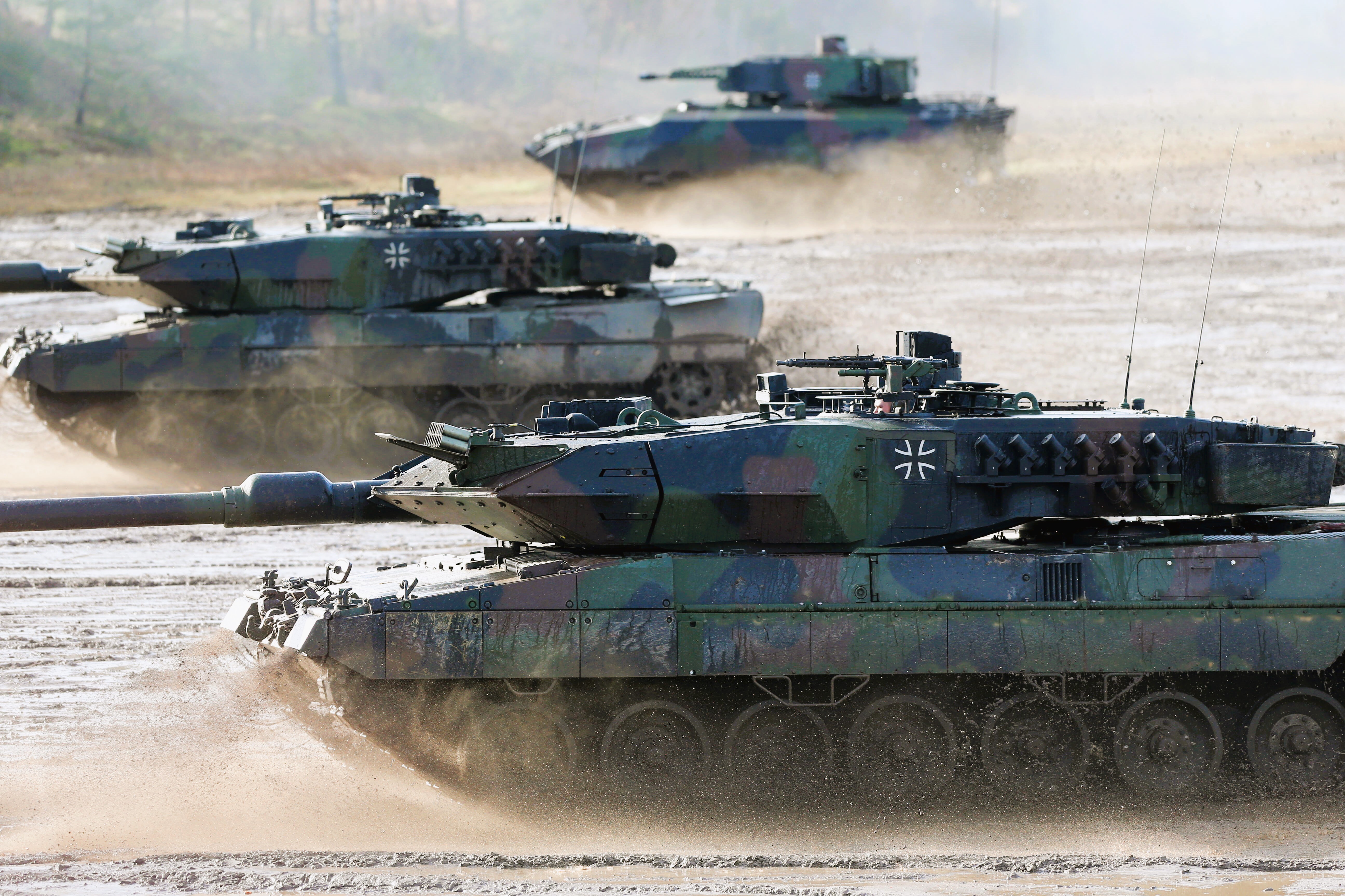 Endlich! Deutschland liefert Panzer an die Ukraine! Ganze Kompanie Leopard 2 soll an die Front!