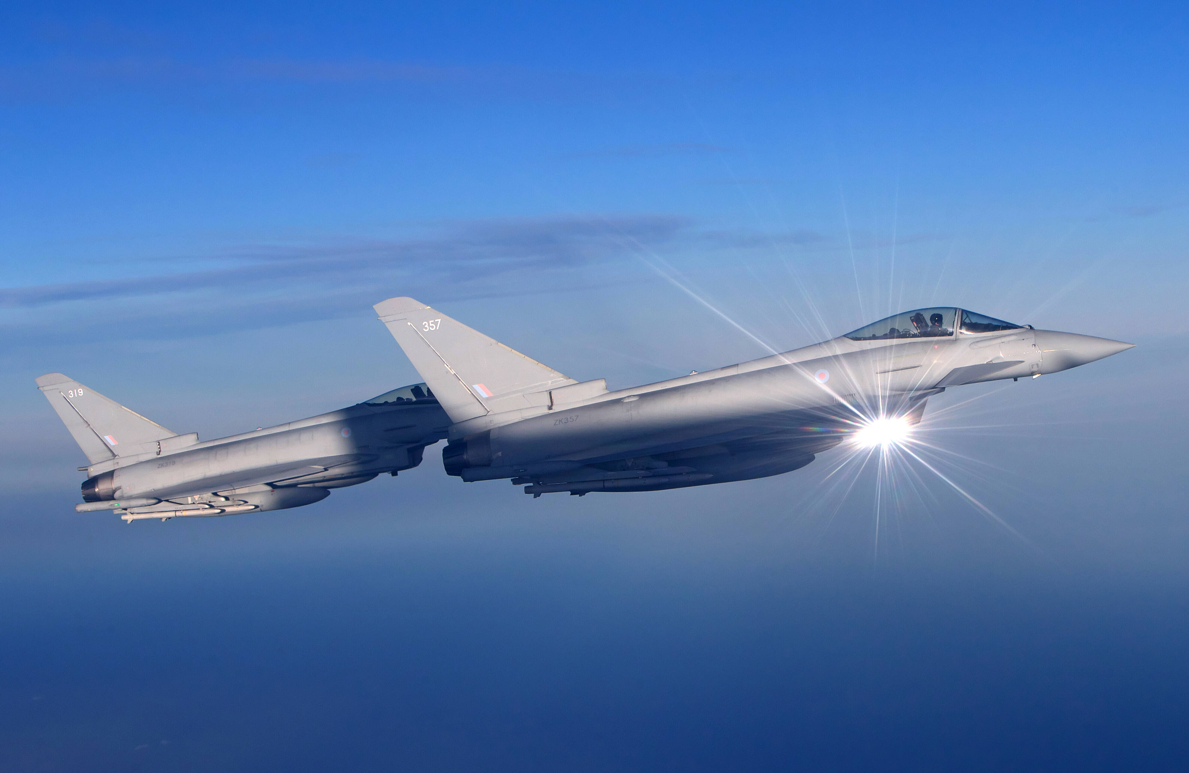 Alarm über der Ostsee - Alarmrotte gestartet! Eurofighter fangen russisches Aufklärungsflugzeug ab!