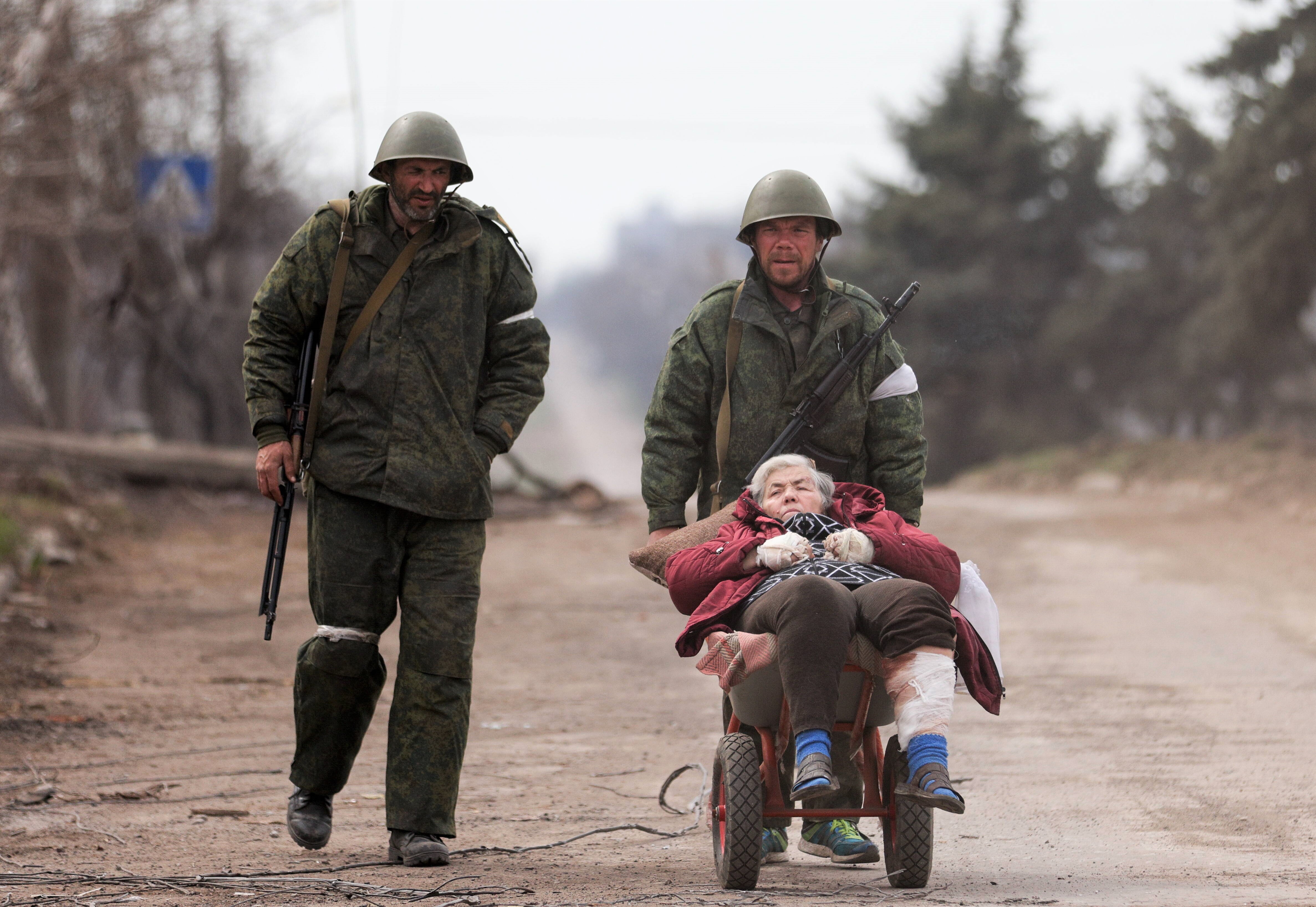 2 britische Helden sterben in der Ukraine - Sie retten hunderten Zivilisten bei der Flucht das Leben!