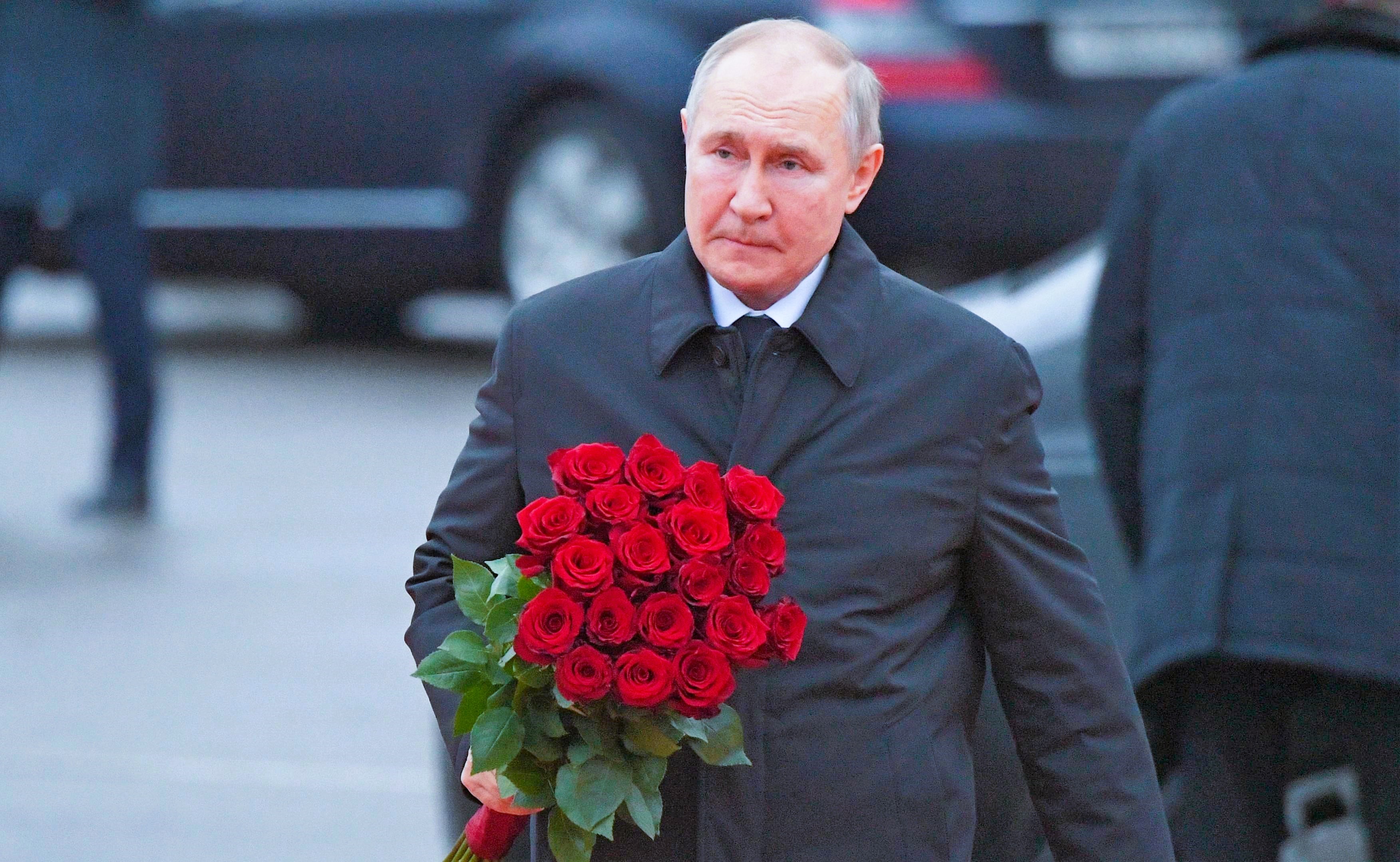 Panik bei Putin! - Russischer Präsident hat Angst um sein Leben, ist er in Moskau nicht mehr sicher?