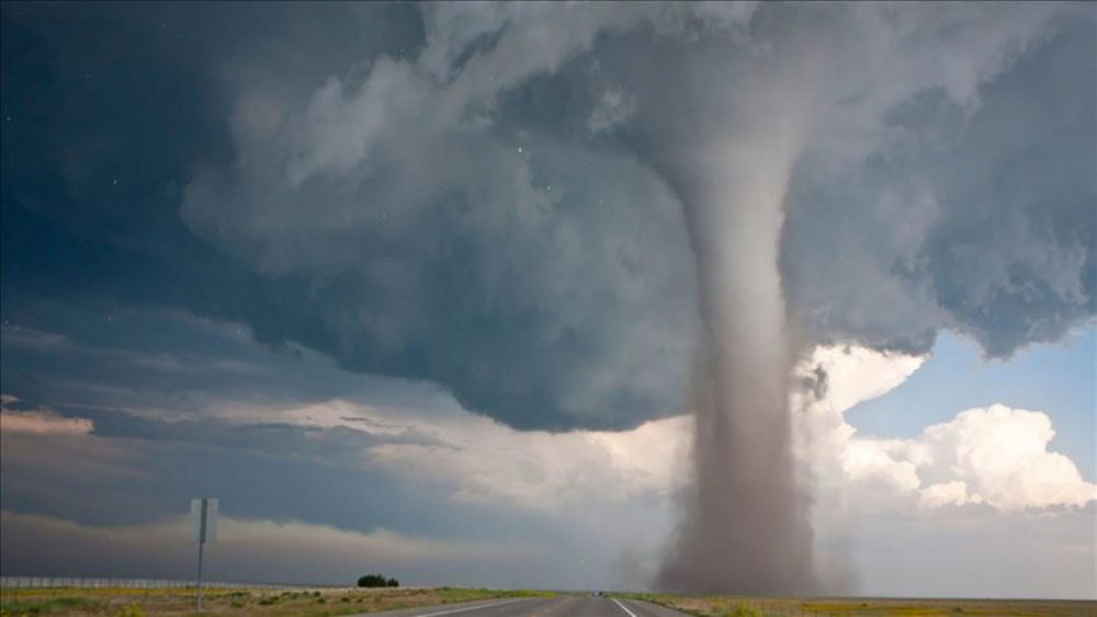 Tornado-Warnung für Deutschland! Extremer Wetterumschwung - Temperaturen bis 24 Grad! Gewitter und Tornados drohen