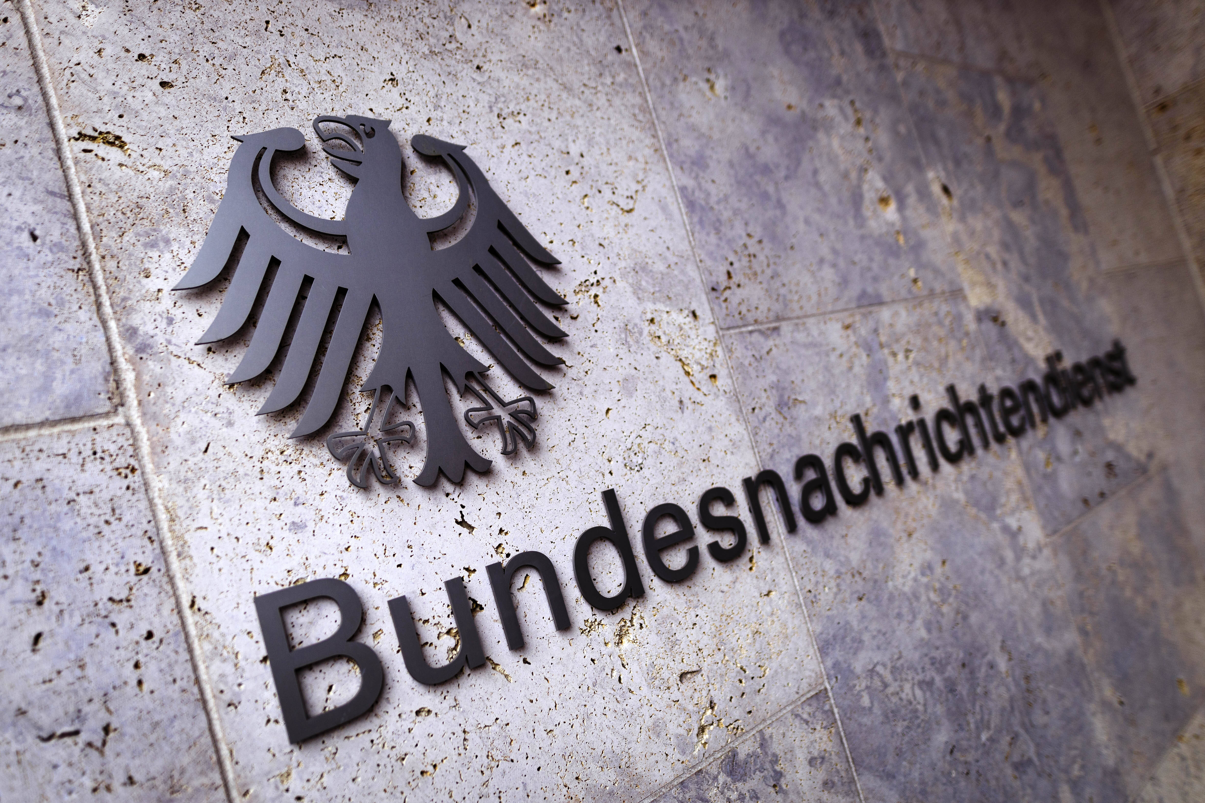 Anschlag auf das deutsche Stromnetz! Ausländische Geheimdienste spionieren deutsche Energienetze aus!