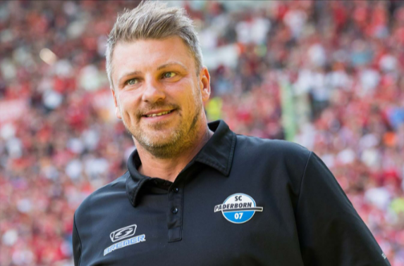 Verhaftet! Trainer aus der 2. Bundesliga wurde auf Mallorca wegen sexueller Nötigung festgenommen