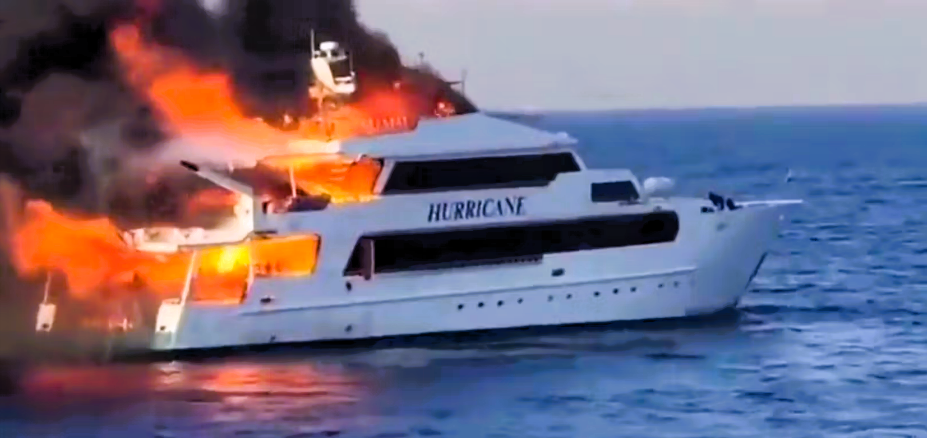 Touristenboot explodiert in Hurghada - Deutsche Touristin vermisst!
