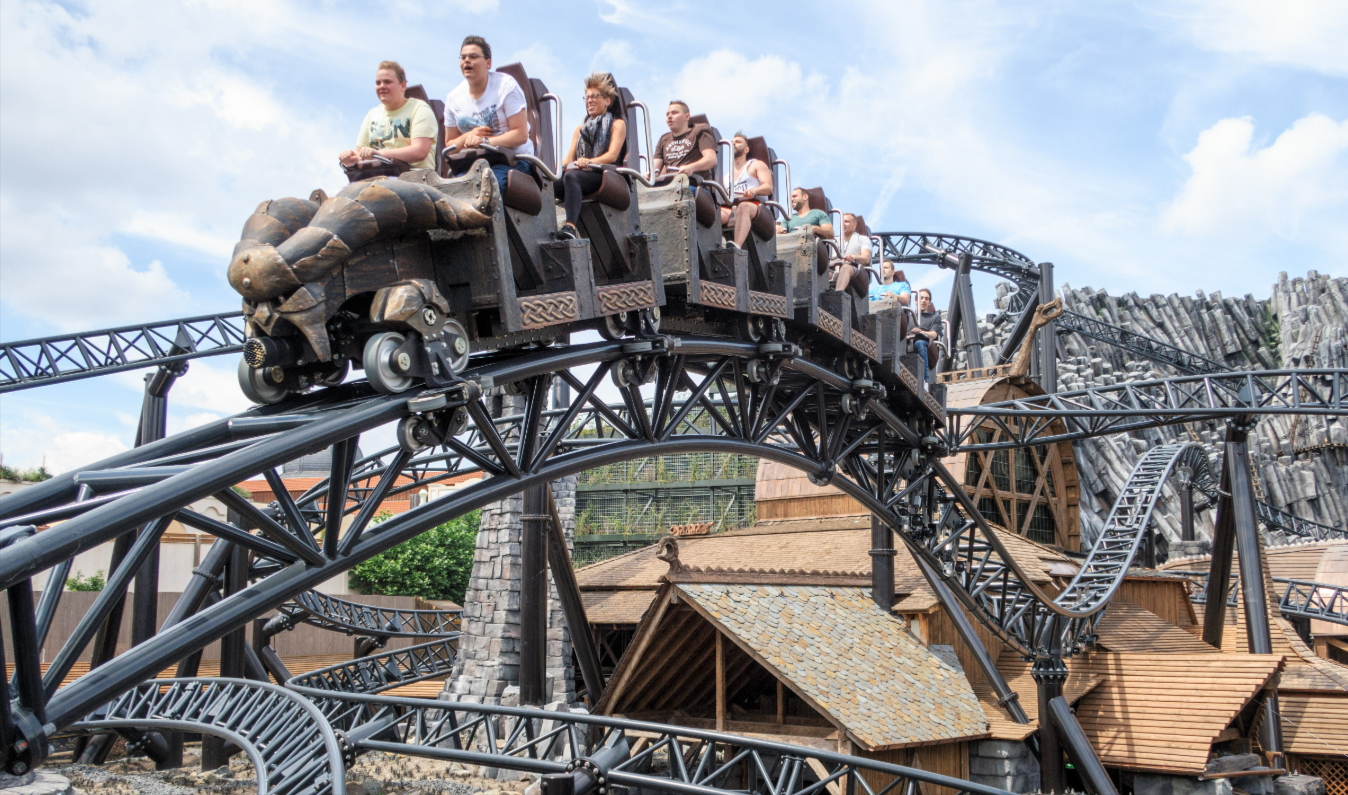 Tödlicher Unfall im Phantasialand! 1 Mensch stirbt in beliebtem Freizeitpark!