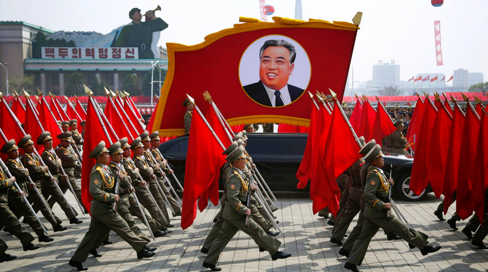 Krieg in Korea?! Diktator Kim Jong-un lässt Nordkoreas Soldaten Panzerangriff auf Südkorea proben