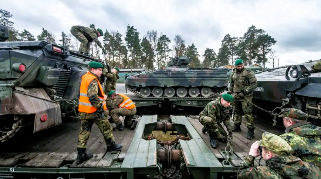 Angriff der Russen: Bundeswehr und NATO-Einheiten an der Elbe im Einsatz!