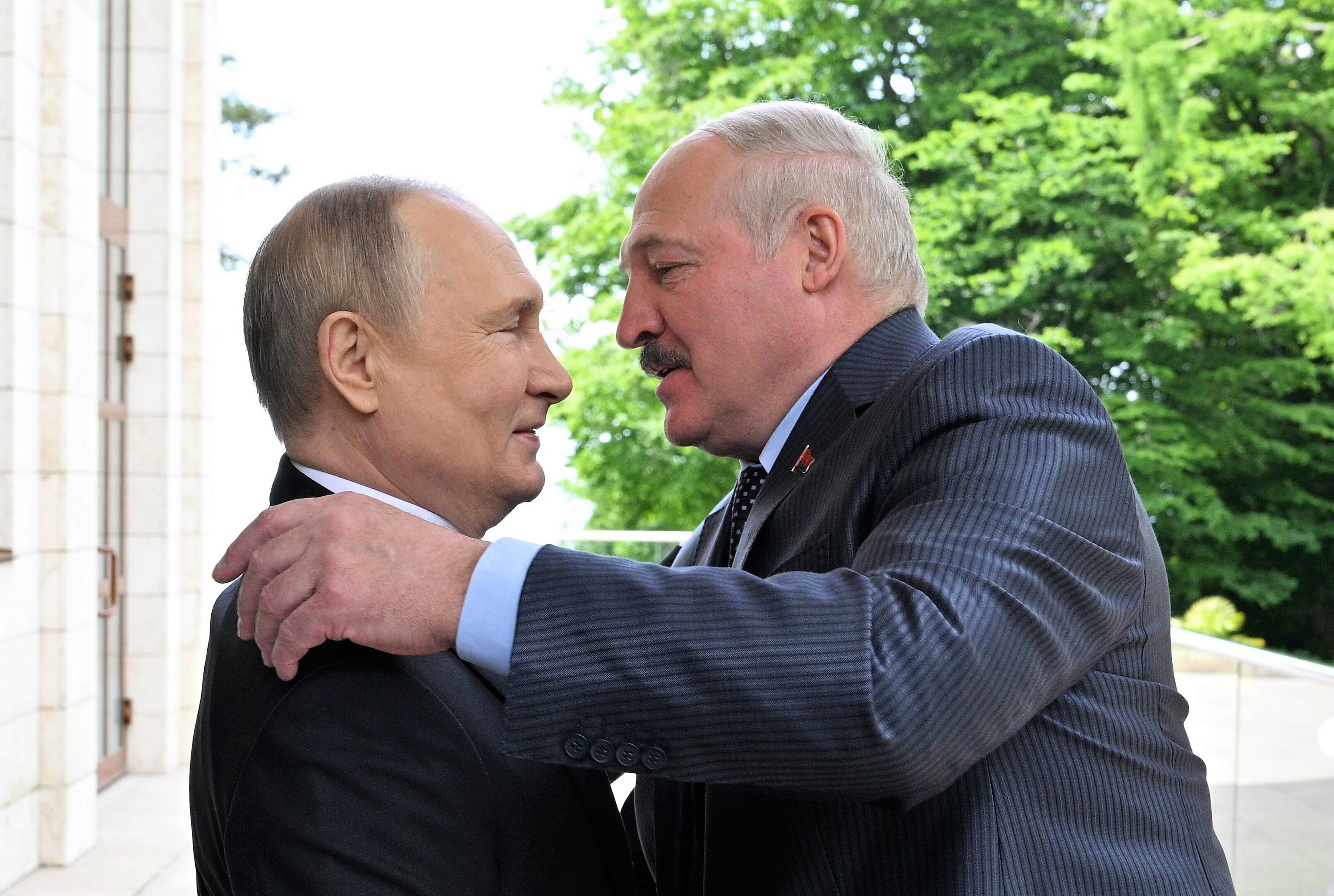 Lukaschenko verrät Putin und lässt seine Terrorlüge auffliegen!