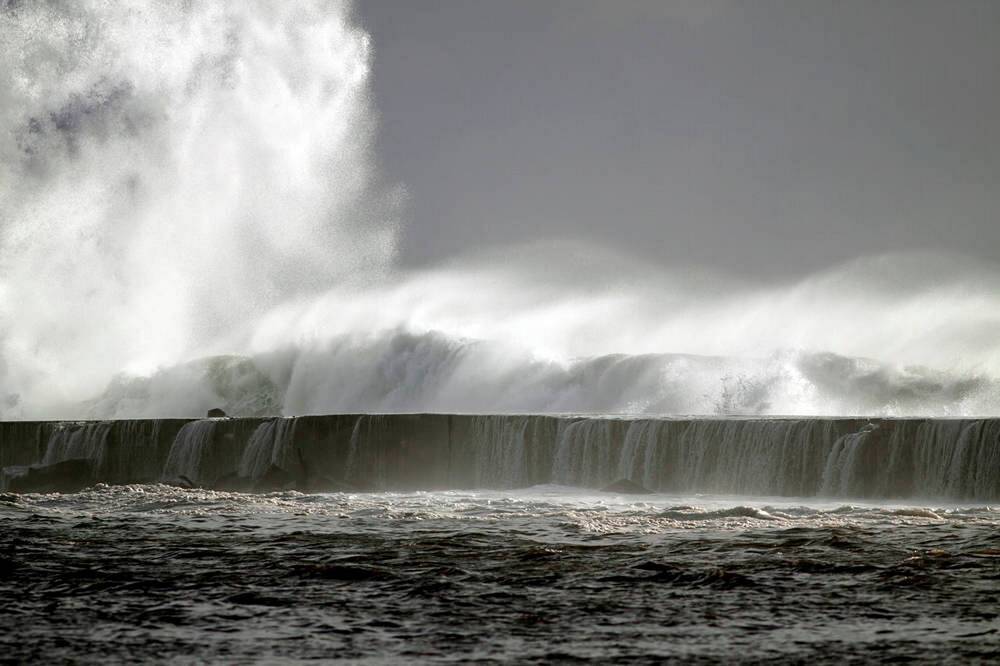 Tsunami-Warnung und Katastrophen-Alarm! Tote und Evakuierung - riesige Welle erwartet!
