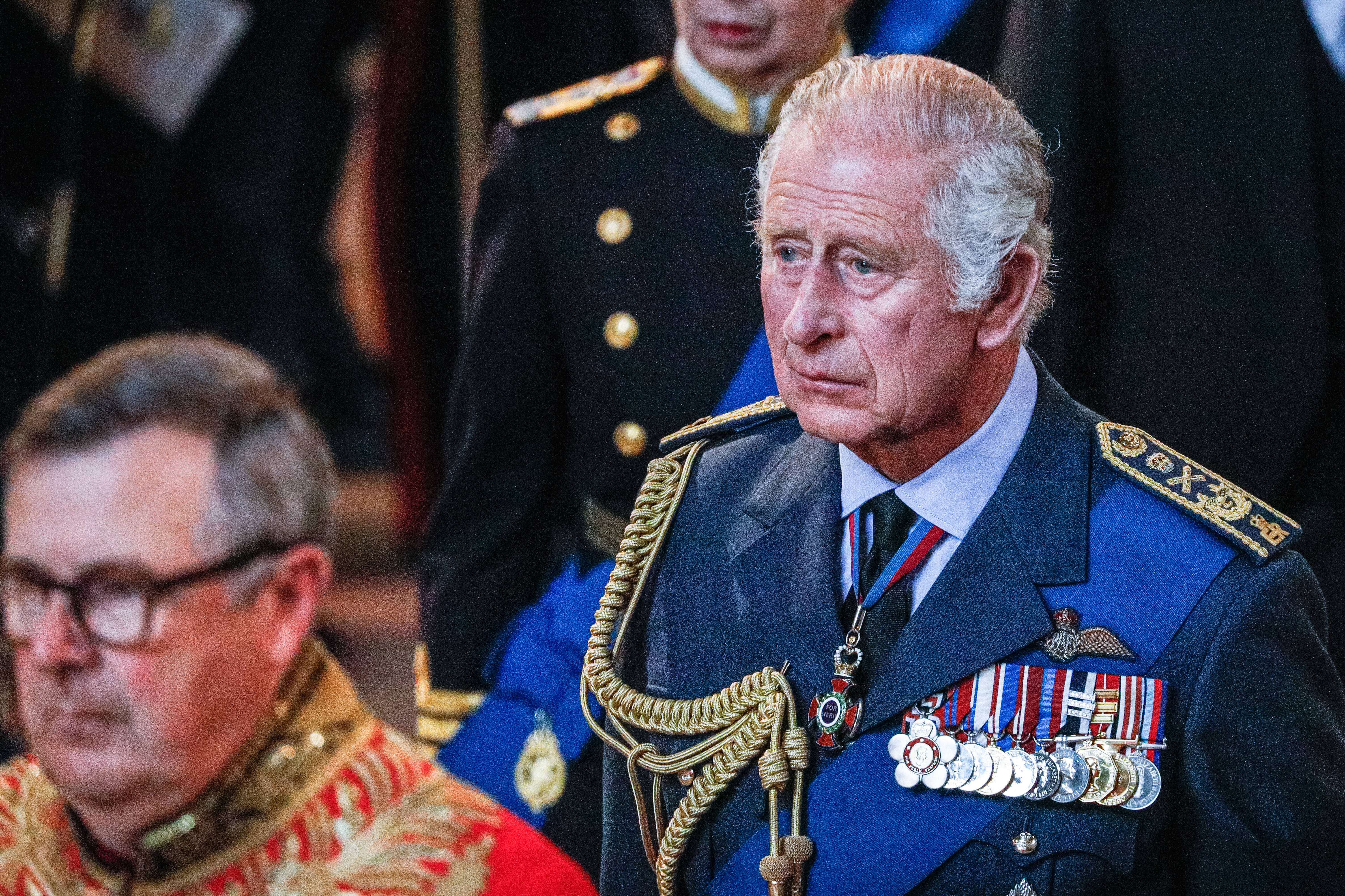 Todesdrama um König Charles! Trauer im Buckingham-Palace - Weiterer Schicksalsschlag trifft die Royals