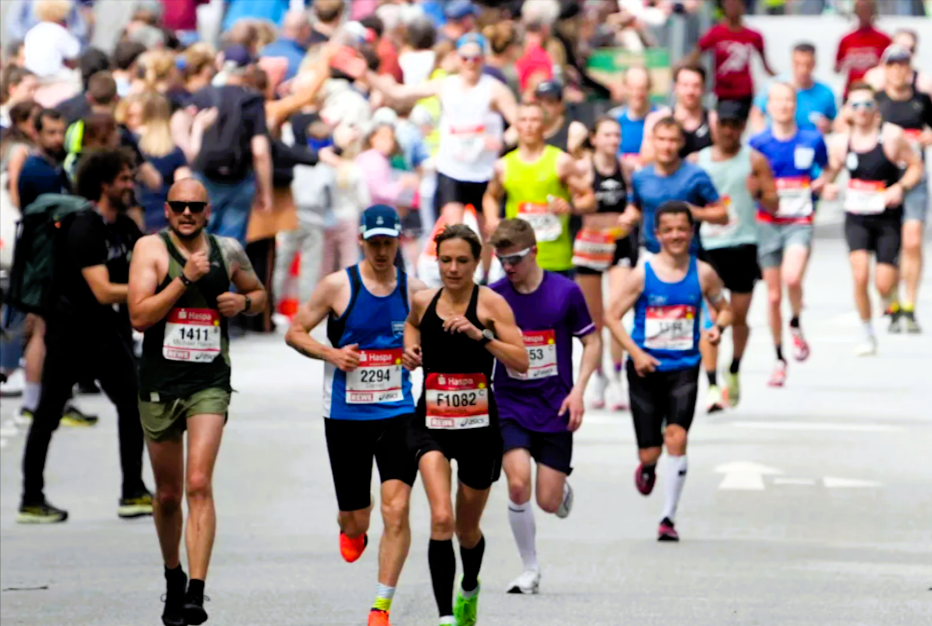 Amateur-Läufer bricht bei Hamburg-Marathon tot zusammen! Tragödie an der Stecke