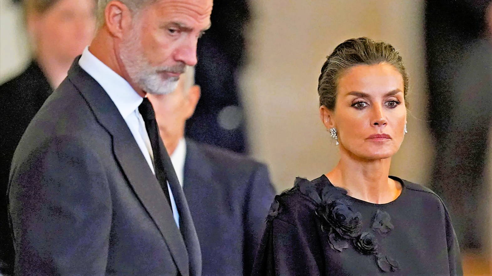 Skandal am spanischen Königshof! Betrügt Königin Letizia Felipe gleich mit mehreren Männern? 