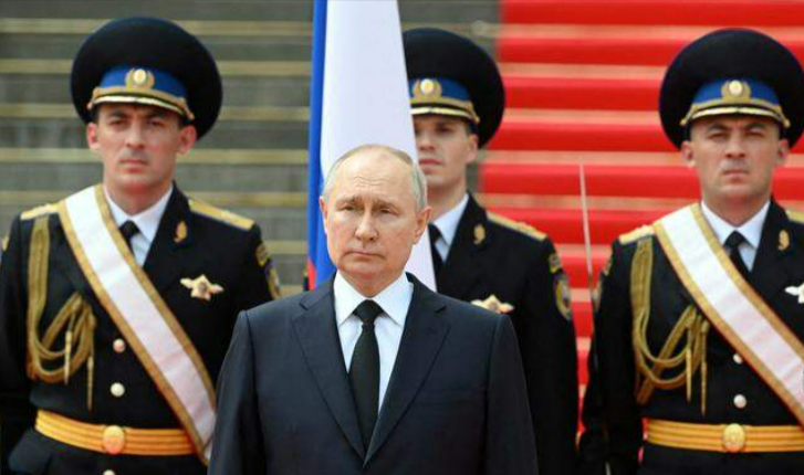 Aufruhr im Kreml: Putin startet Verhaftungswelle seiner Top-Militärs!