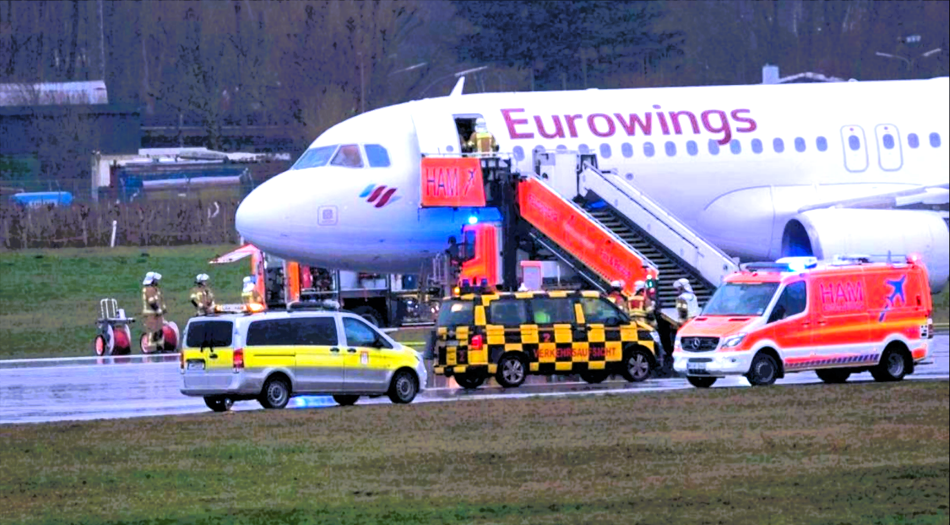 Mensch wird in Flugzeugturbine gesogen! Grausamer Unfall am Flughafen - Passagiere sehen alles mit an