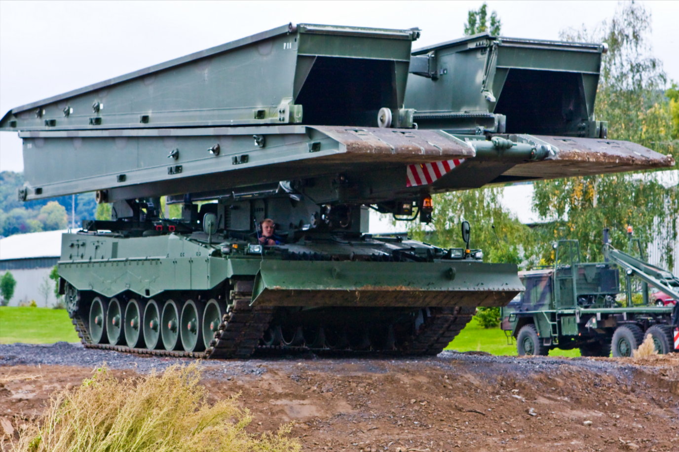 Deutsche Panzer durchbrechen Russenverteidigung! Gefechte um Woltschansk - Deutscher Panzer hat eine tragende Rolle inne