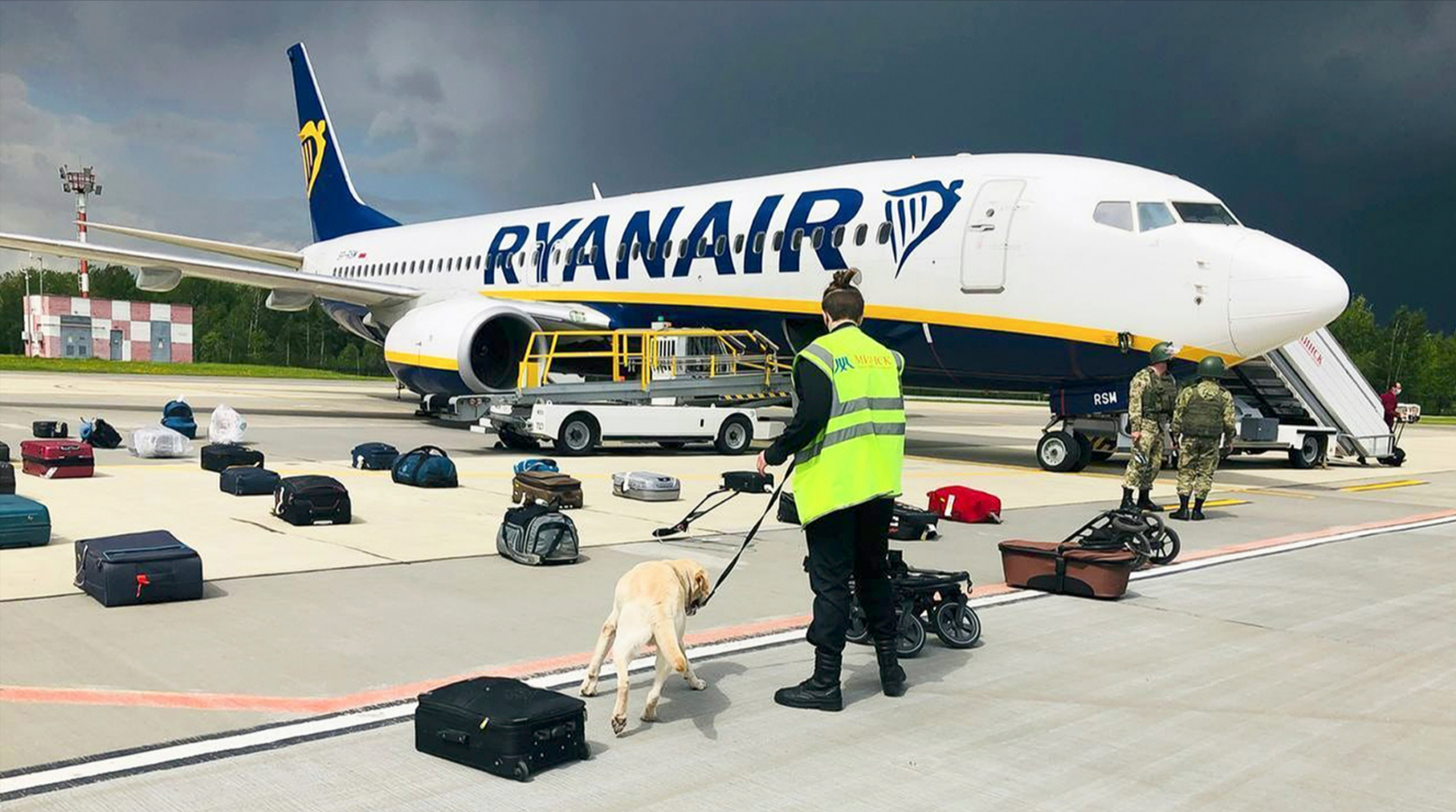 Passagiere zu betrunken! Ryan-Air Flug nach Lanzarote muss umkehren - danach brach das Chaos los