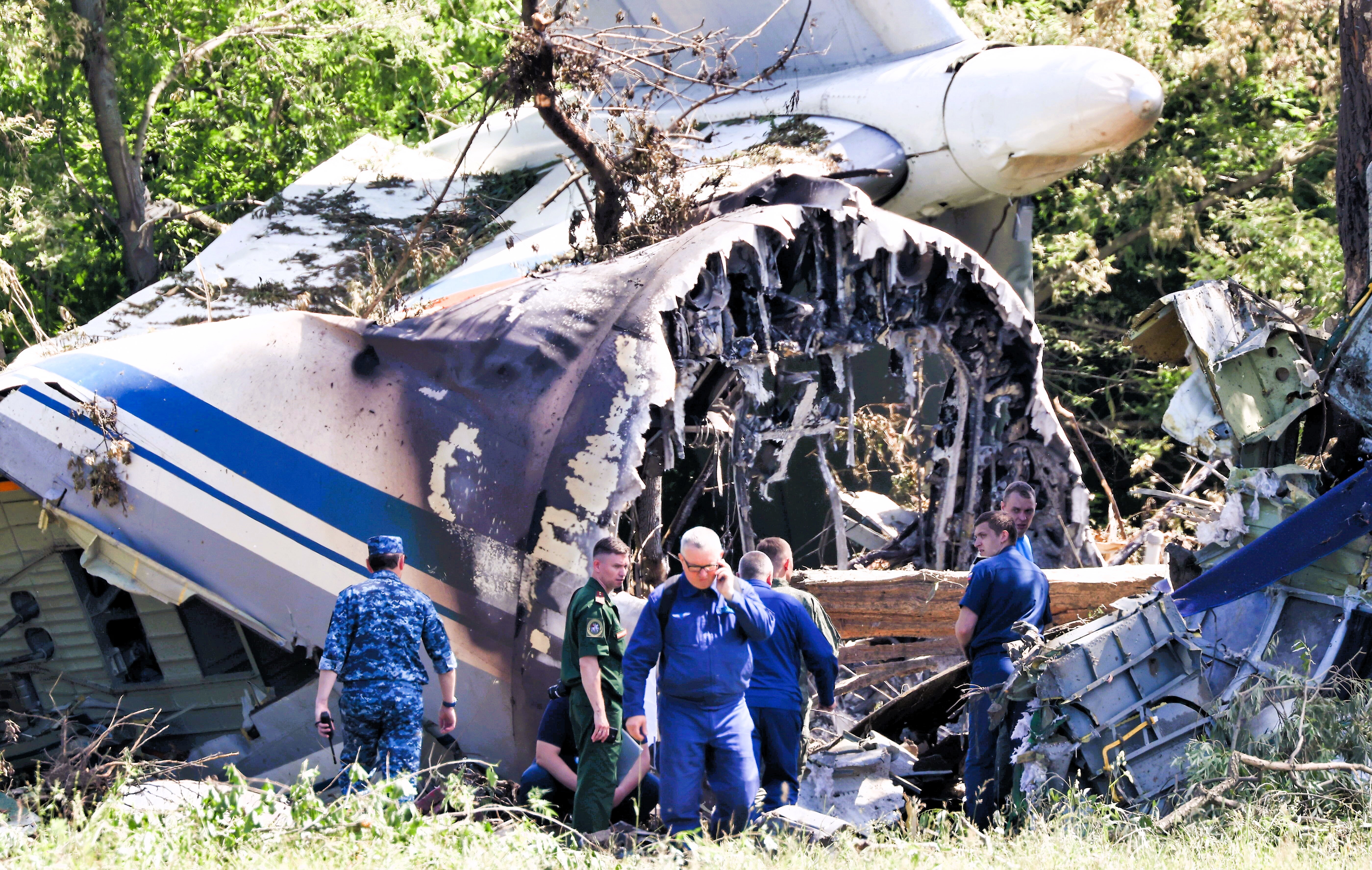 Flugzeugabsturz nahe Moskau! Passagiermaschine abgestürzt - russische Medien melden mehrere Tote!