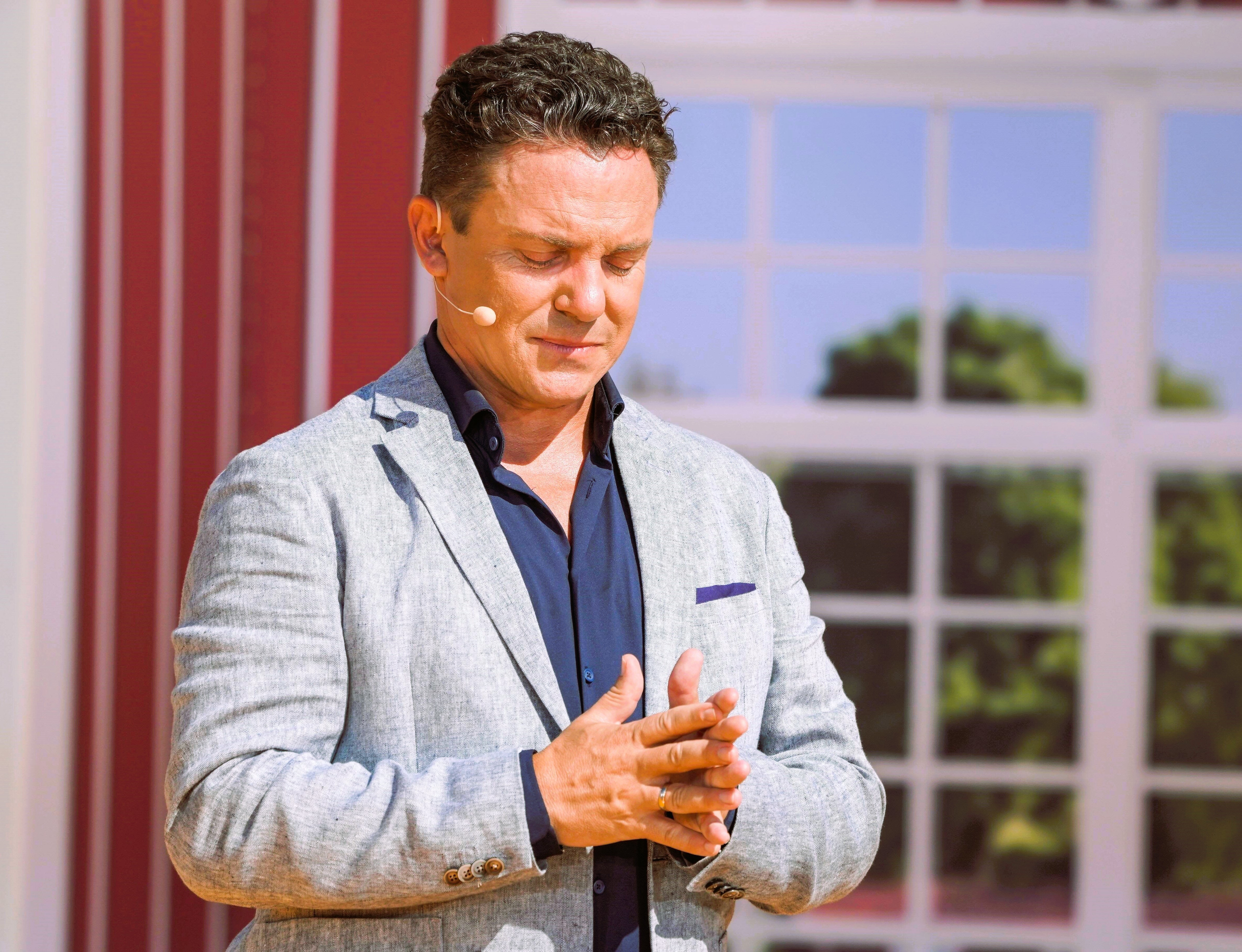 Stefan Mross - Schlammschlacht mit Anna-Carina eskaliert! Anna-Carina demütigt Stefan öffentlich!