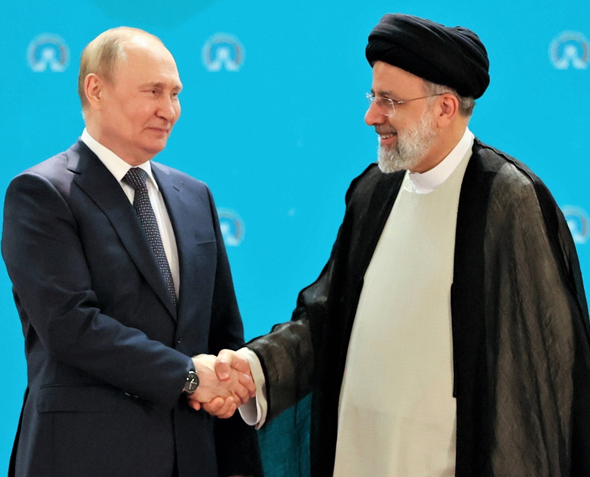 Russische Militärmaschine im Iran gelandet! Liefert Putin Waffensysteme für den Kampf gegen Israel?