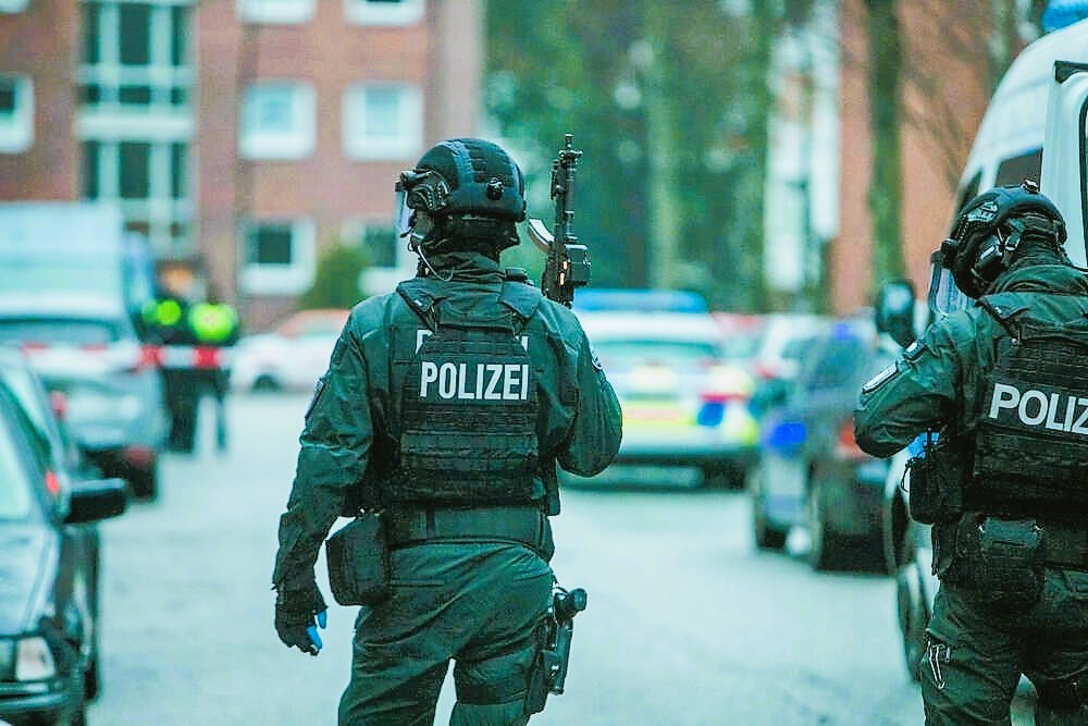 Amokalarm! Polizei erschießt Angreifer in Moers! Schockierende Eskalation - Deutschland noch sicher?