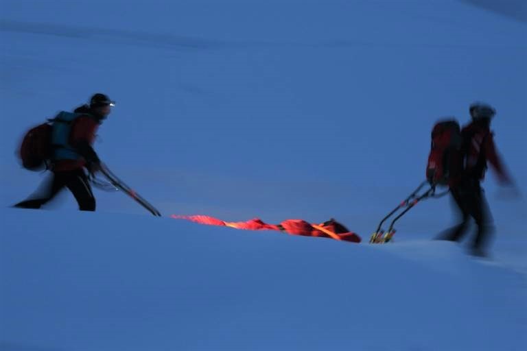 2 Deutsche sterben in den Tiroler Alpen - Touristen beim Bergwandern abgestürzt